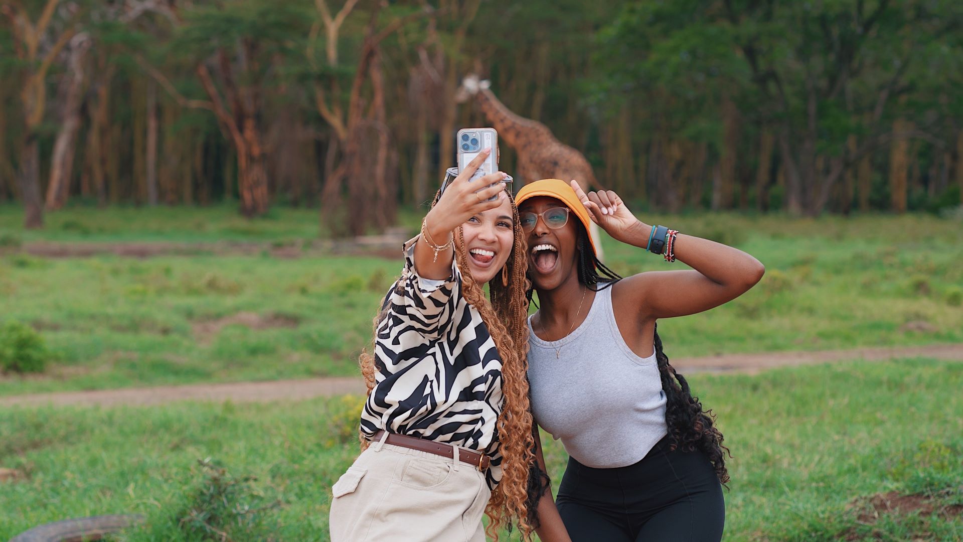 Lesbian-Friendly Safari Tours: The 2026 Guide for Women Travellers