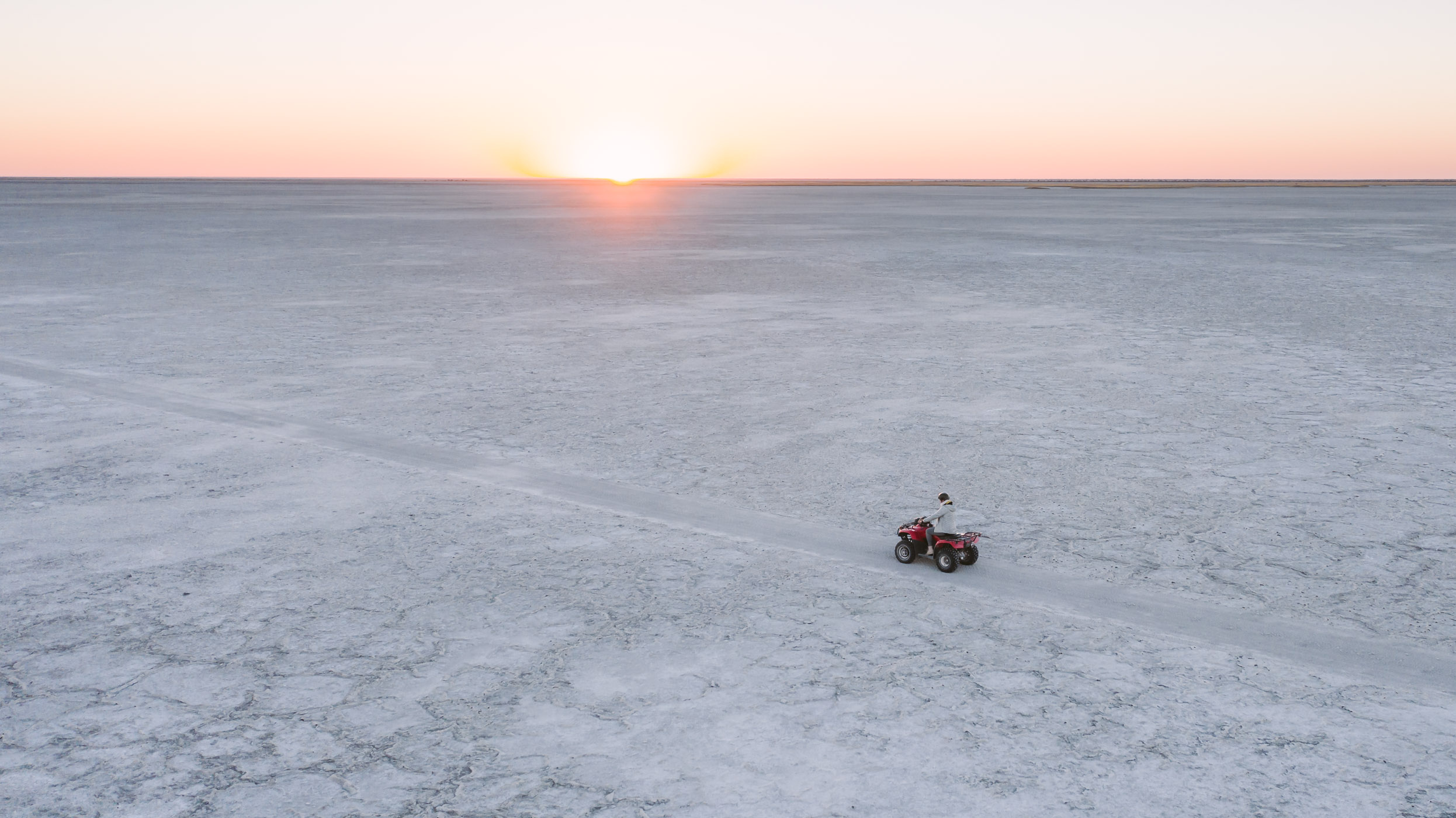 Makgadikgadi Salt Pans & Meerkats Adventure